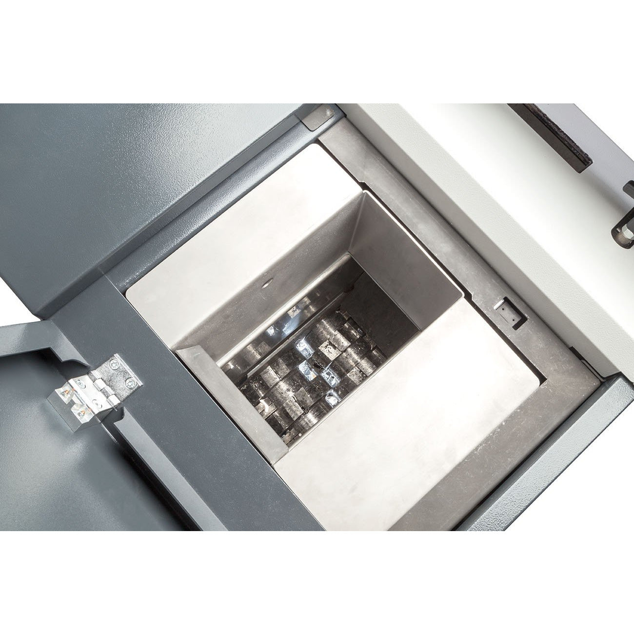 Proton 104 Multimedia Shredder