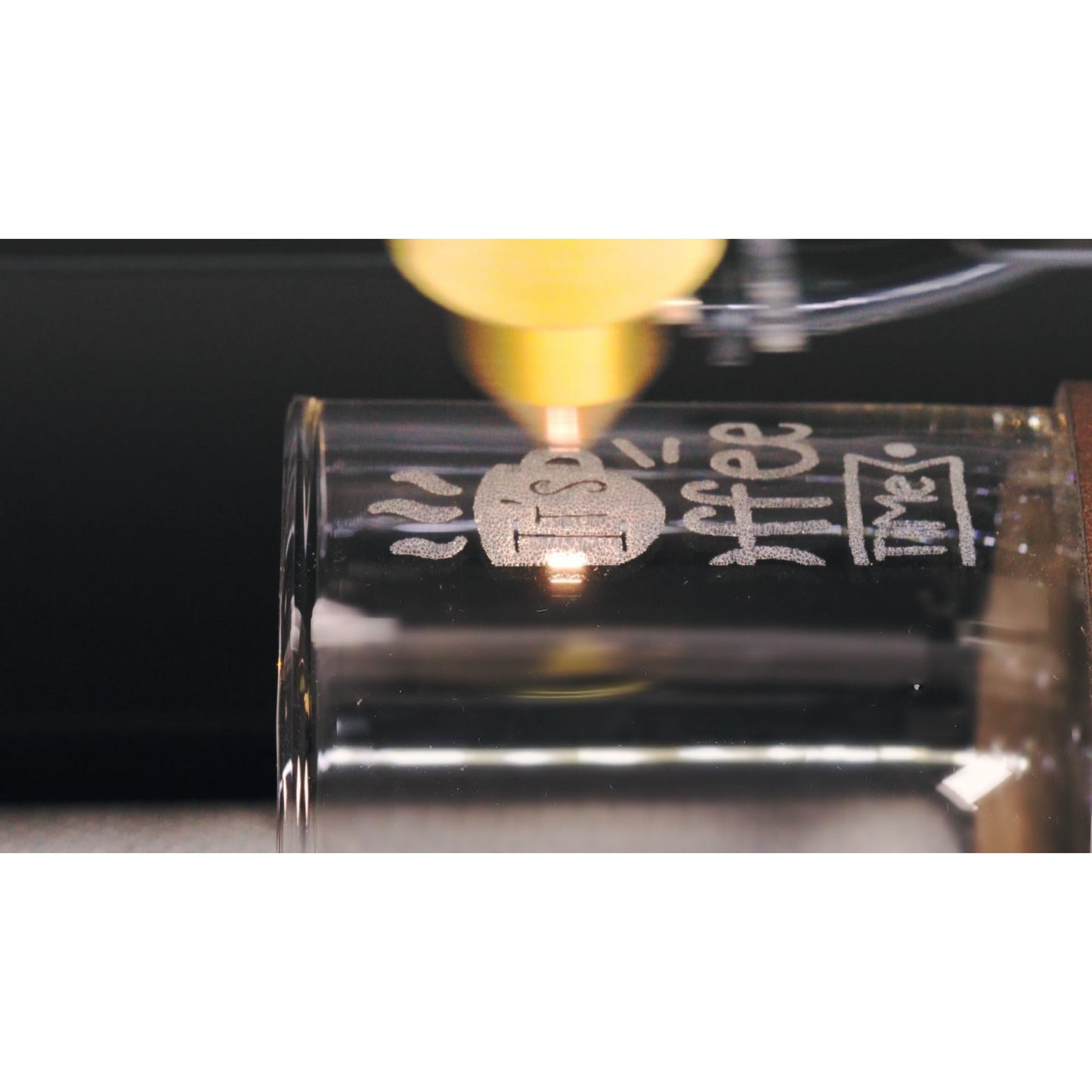 FLUX Beamo CO2 Desktop Laser Cutter & Engraver- 30W